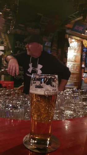 Gwölb (Gatsby Pub) - Gastronomie und Hotellerie