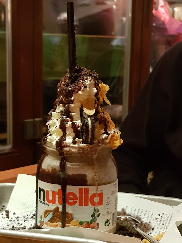 Opinii despre Restaurant & Bar Schulhaus în Söll - Gastronomie und Hotellerie