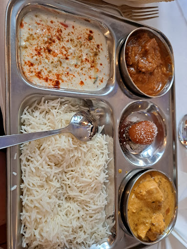 Comentarii opinii despre Bella Santi