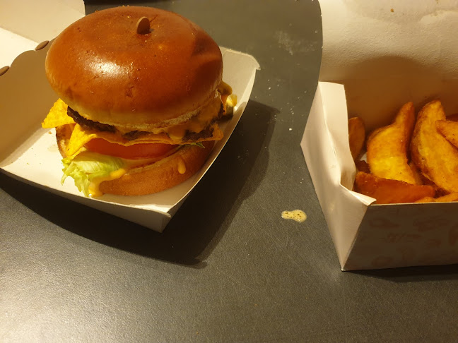 Opinii despre Tre M Restaurant & Pizzeria în Wien - Gastronomie und Hotellerie