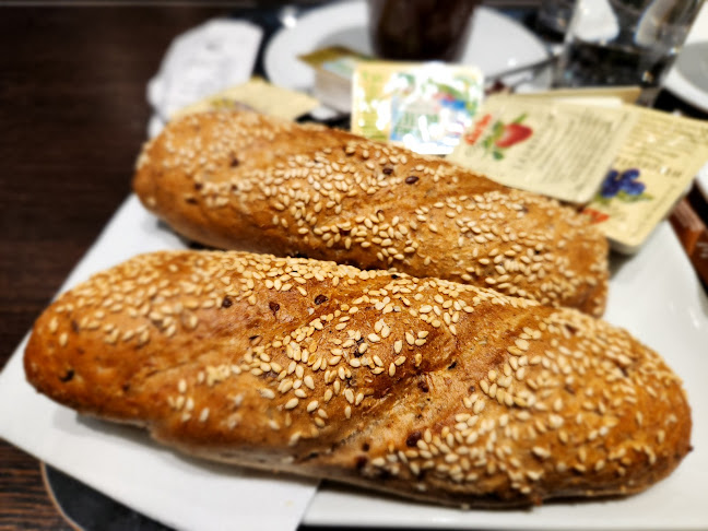 Opinii despre McDonald's Brunn/Gebirge în Brunn am Gebirge - Gastronomie und Hotellerie