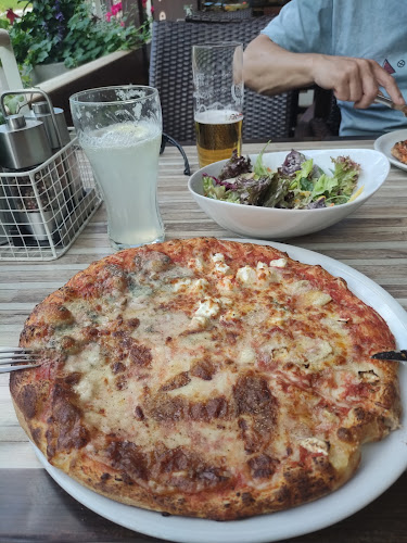 Opinii despre Bäckerei - Café - Konditorei - Pizzeria - Holzer în Gatschach - Gastronomie und Hotellerie