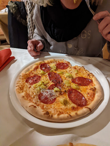 Comentarii opinii despre Restaurant Pizzeria Felsenburg