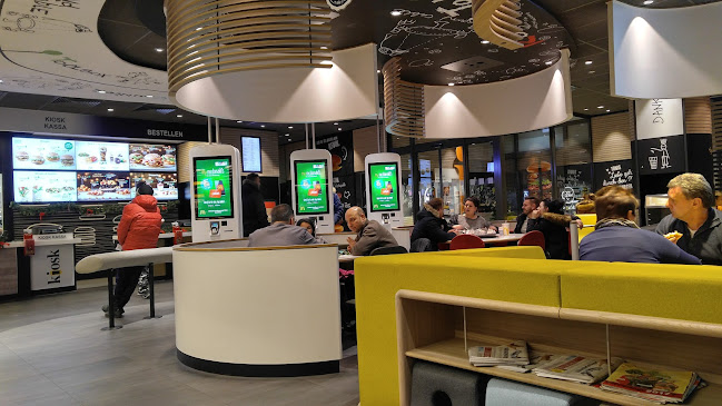 Opinii despre McDonald's Schwechat în Schwechat - Gastronomie und Hotellerie