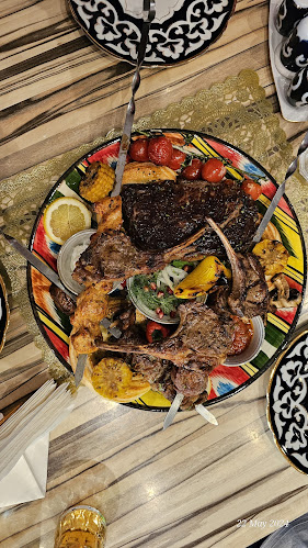 Muminov's Food ENNS - Gastronomie und Hotellerie