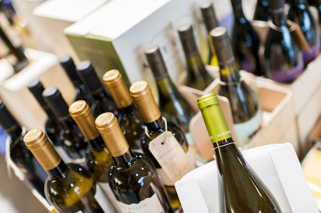 Genussvinothek Hütter Weinfachhandel und Kaffeerösterei - Gastronomie und Hotellerie