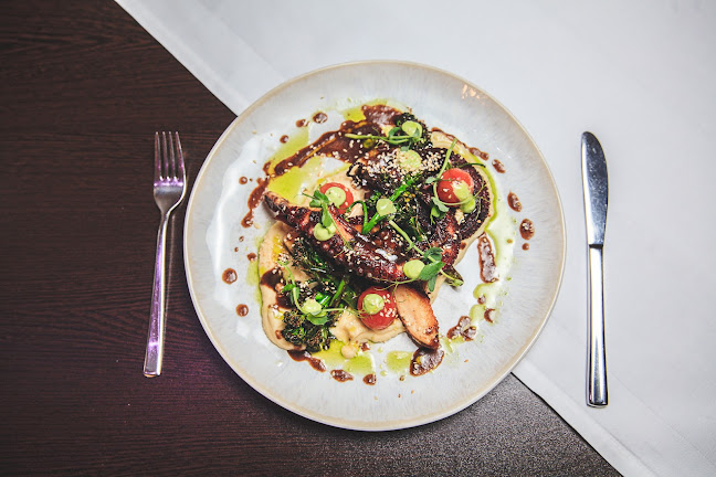 BiNis Restaurant & Bar - Gastronomie und Hotellerie