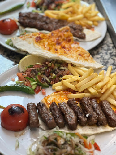 Comentarii opinii despre Hunger Haus