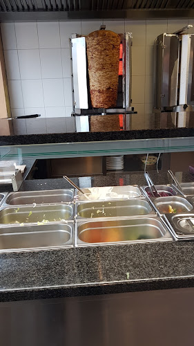 Opinii despre Pizza & Kebab Turbo Service în Lenzing - Gastronomie und Hotellerie