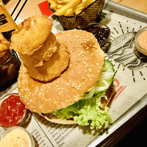 Centimeter in Gersthof - Gastronomie und Hotellerie