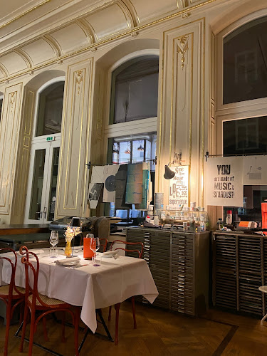 Opinii despre Dogenhof în Wien - Gastronomie und Hotellerie