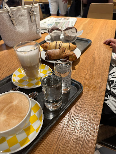 Der Bäcker Ruetz - Boznerplatz - Gastronomie und Hotellerie