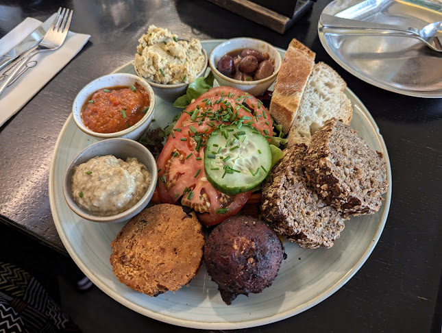 Comentarii opinii despre Die Scherbe