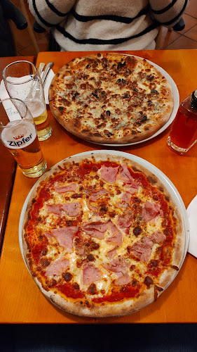 Pizza Crocodiles - Gastronomie und Hotellerie