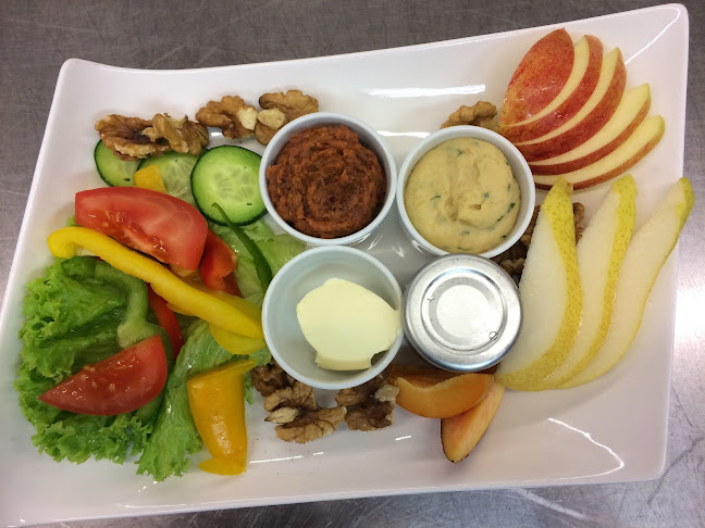 Opinii despre Kowalski Café & Bistro Südbahnhofmarkt în Linz - Gastronomie und Hotellerie