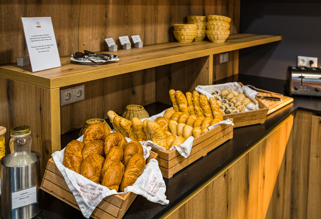 The Y - Bar und Bistro - Gastronomie und Hotellerie