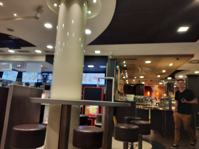 Opinii despre McDonald's Neunkirchen în Neunkirchen - Gastronomie und Hotellerie