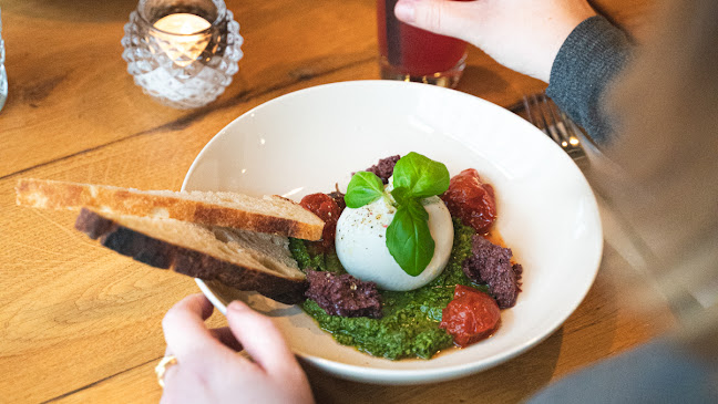 Café Zehnsiebzig - Gastronomie und Hotellerie