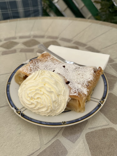 Konditeri & Café Carmen - Gastronomie und Hotellerie