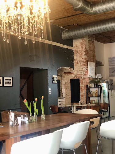 Opinii despre Vegan Wirtin Wels în Wels - Gastronomie und Hotellerie