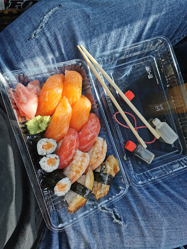 Opinii despre Lin-Xu Noodles & Sushi în Hallein - Gastronomie und Hotellerie