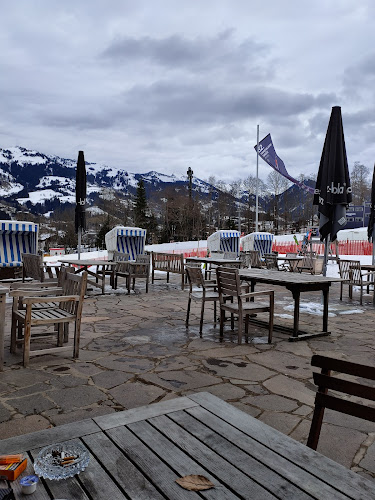 Opinii despre Zielhaus Red Bull Kitzbühel în Kitzbühel - Gastronomie und Hotellerie