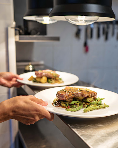 Comentarii opinii despre Wirtshaus Holzhütt‘n