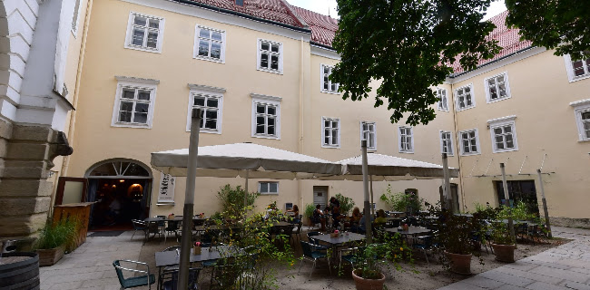 Opinii despre Schloßtaverne în Wolkersdorf im Weinviertel - Gastronomie und Hotellerie