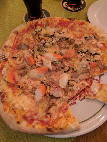 Pizzeria Naschi - Gastronomie und Hotellerie