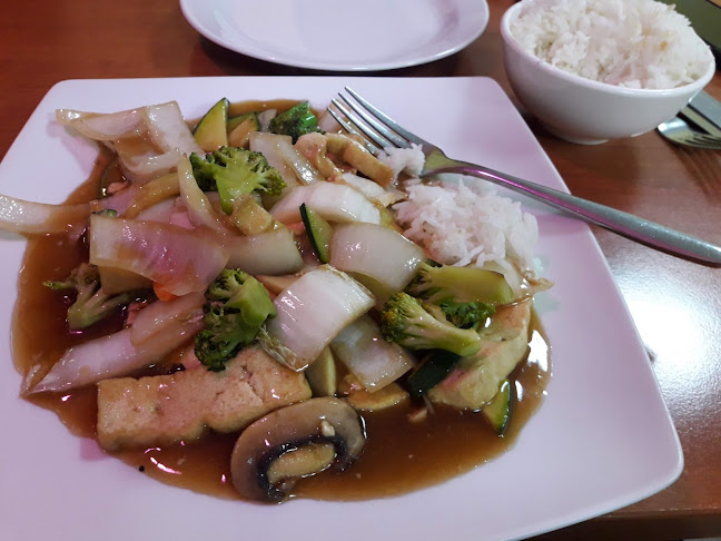 Titoni - Wok, Sushi, Nudeln - Gastronomie und Hotellerie