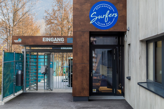 Comentarii opinii despre Surfers