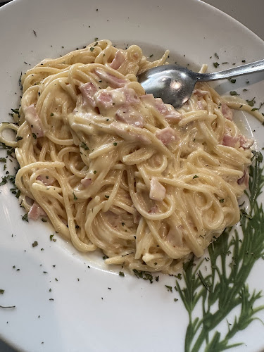 Motelli - Gastronomie und Hotellerie