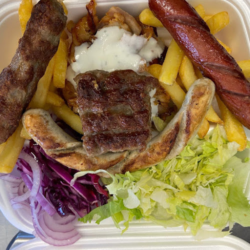 Opinii despre Meikels Big Bite în Sattledt - Gastronomie und Hotellerie