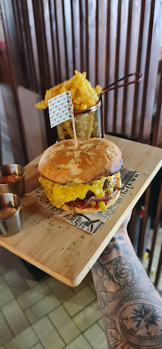 Gasthaus Esswerk by Hirschenwirt St. Johann im Pongau