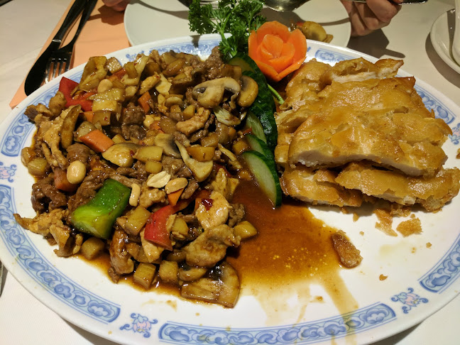 Opinii despre China Restaurant zum goldenen Panda în Wien - Gastronomie und Hotellerie