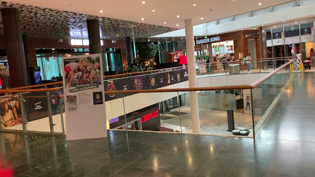 Opinii despre Som Kitchen Eatery - Twin Towers în Wien - Gastronomie und Hotellerie