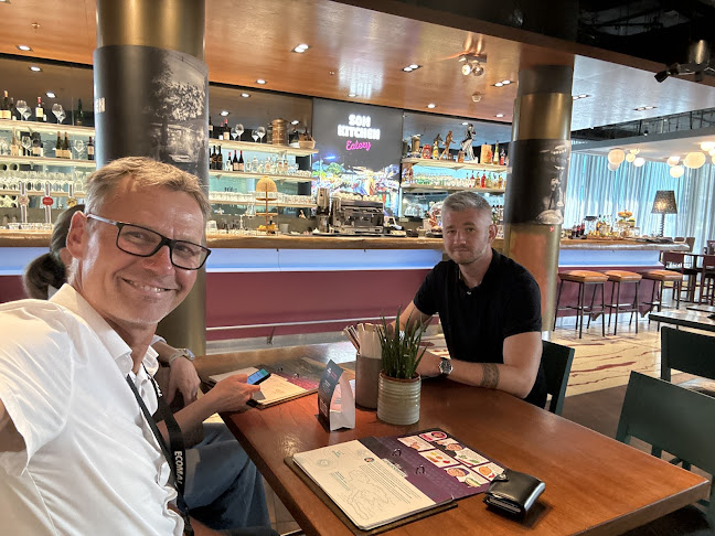 Som Kitchen Eatery - Twin Towers - Wien