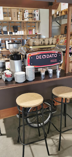 Genussvinothek Hütter Weinfachhandel und Kaffeerösterei - Wilfersdorf