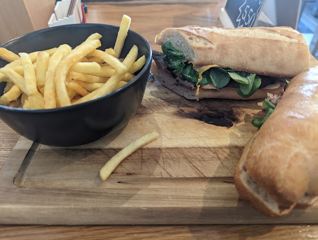 Comentarii opinii despre Wagner's Baguetteria