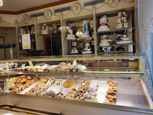 Lorenz-Bayer-Platz 19, 1170 Wien