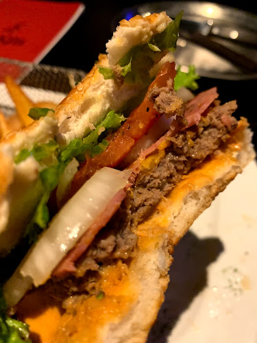 Hauptpl. 3, 4020 Linz