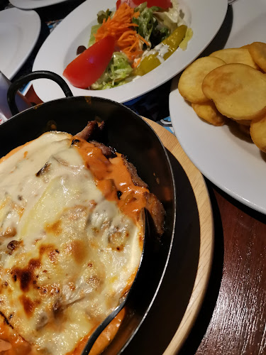 AKROPOLIS - Innsbruck