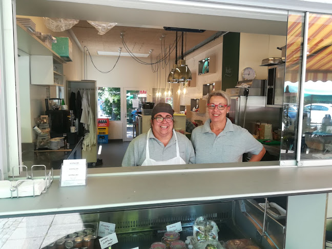 Kowalski Café & Bistro Südbahnhofmarkt - Linz