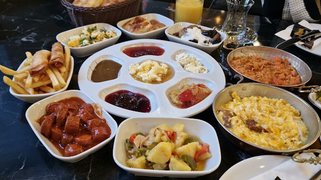 Diyar Restaurant-Cafe-Etli Ekmek