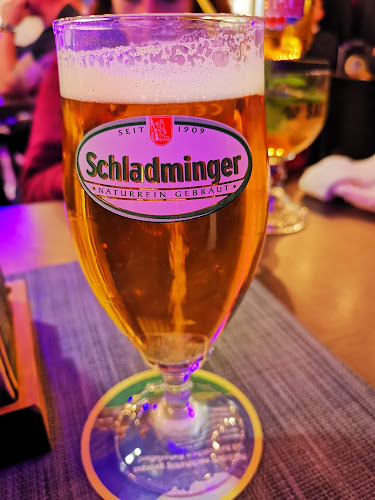 Hendricks - Café und Sportsbar im Bahnhof Praterstern Wien - Gastronomie und Hotellerie