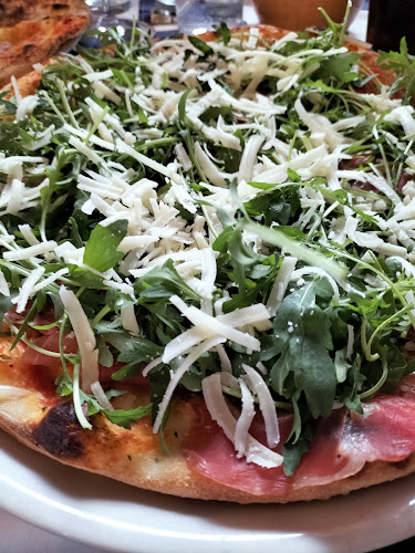 Pizzeria Don Carlo - Gastronomie und Hotellerie