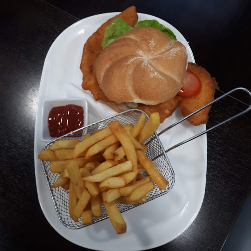 Opinii despre HAPPY - Döner, Schnitzel & Fisch în Wien - Gastronomie und Hotellerie