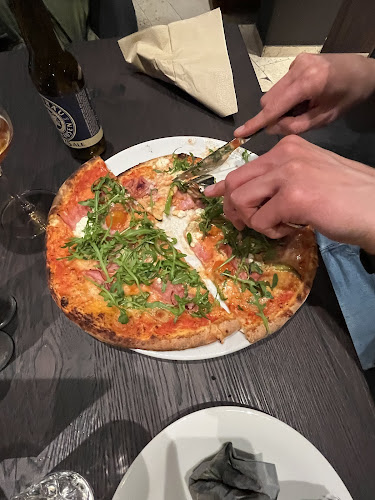 Bistro Café Pizzeria - Gastronomie und Hotellerie