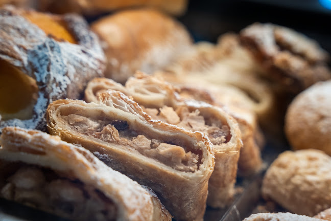 Untergrundbahn Station Schottentor 1, 1010 Wien