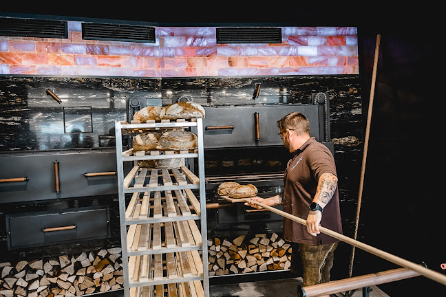 Opinii despre Bäckerei Neudorfer - Zell am Pettenfirst în Zell am Pettenfirst - Gastronomie und Hotellerie